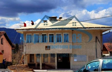 Ремонт на покриви Банкя