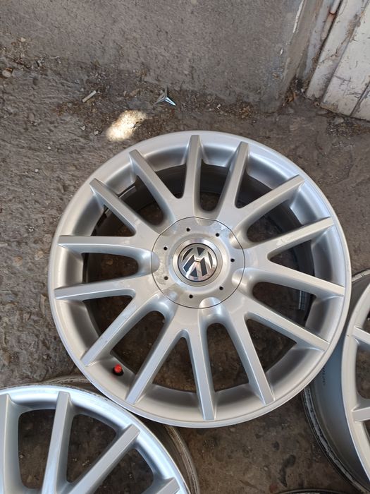 17цола оригинални джанти за Vw 5x112