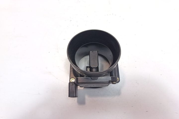 Debitmetru aer 06A906461B Volkswagen VW Passat B5.5 (facelift)