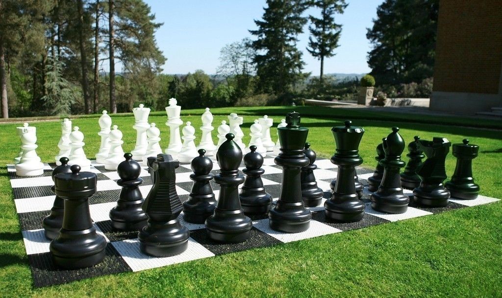 Продам шахматы уличные, парковые