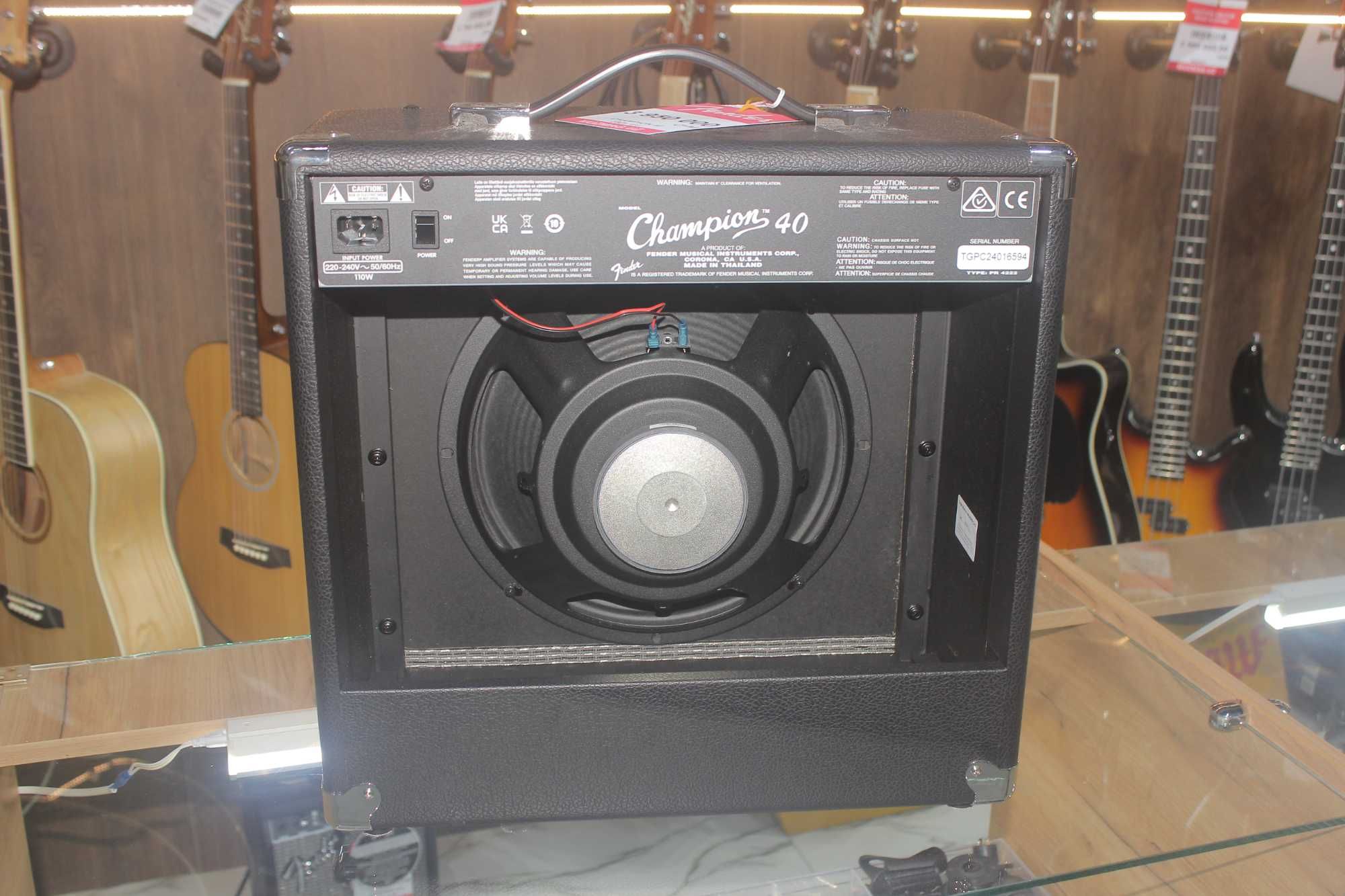 Комбоусилитель для гитары Fender Champion 40