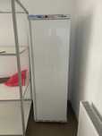 Dulap frigorific 350 L - nou - 0 h de functionare