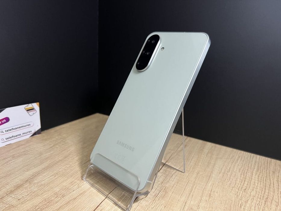Samsung Galaxy A56 128Gb Awesome Olive Produs Second-Hand Ca nou 3 ani