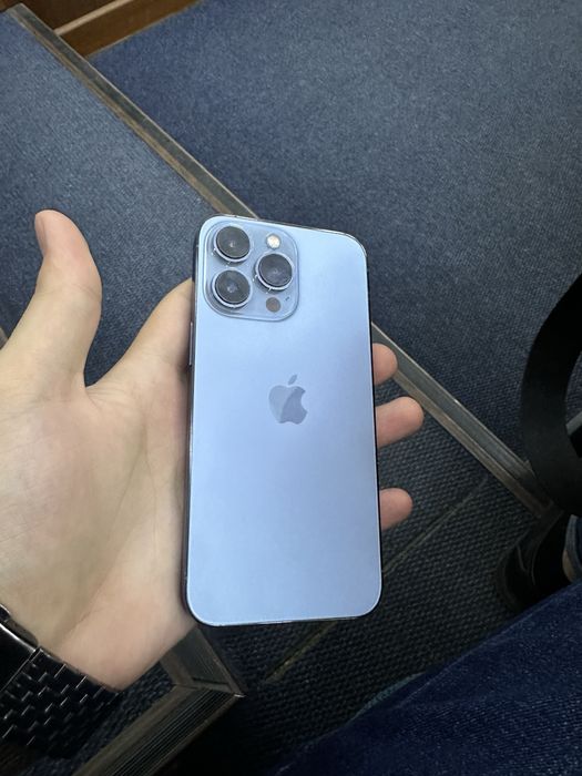 Iphone 13 pro blue