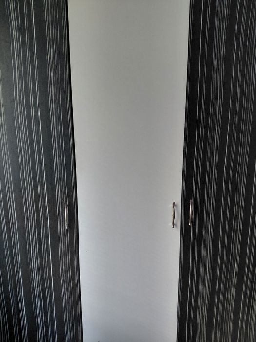 Продавам обзавеждане,може и по отделно