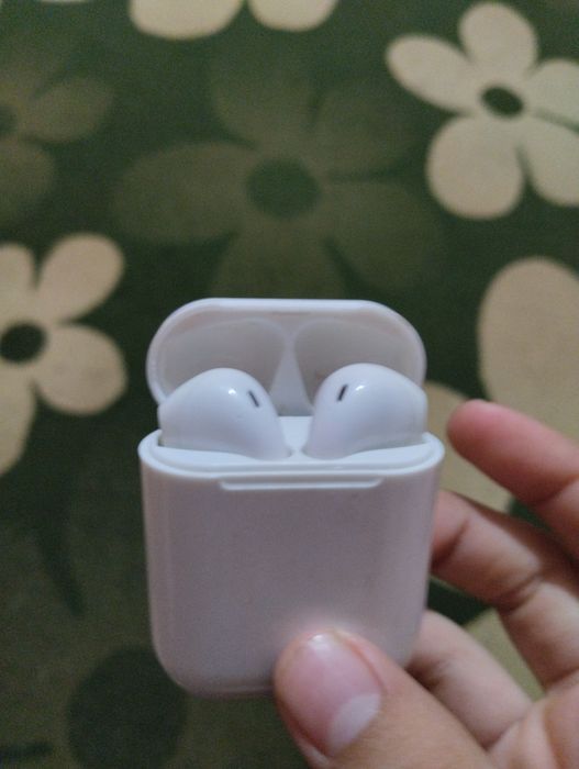 Airpods zo‘r xolatda