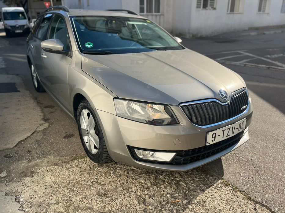 Skoda Octavia 1.6tdi euro 5 # 2014 # recent adusă #