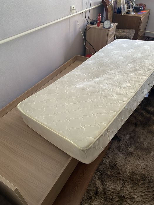 Продам кровать однушка