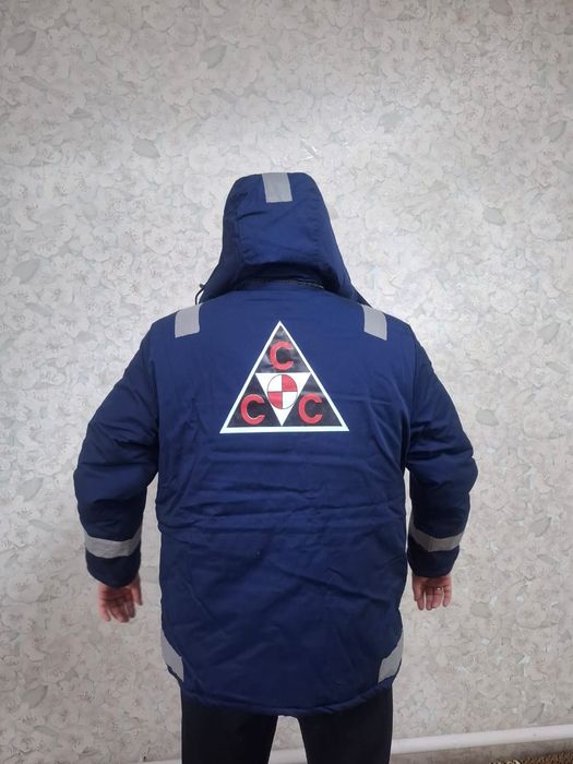 Сатылады бушлак комбинезон зимний ботинка