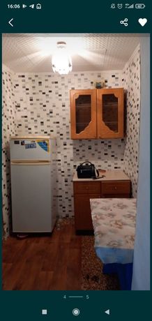 Продается комната в общежитии со своей душевой,туалетом.