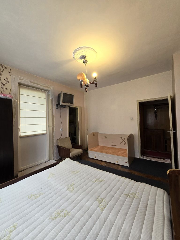 Продава се Тристаен апартамент в Горна Оряховица - 85 кв.м за 588 €/кв.м - Снимка #6