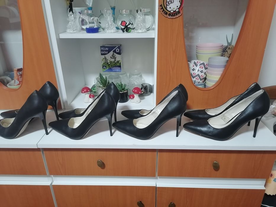 Pantofi damă noi (4 perechi)) - (mărimea 41)-  250 lei