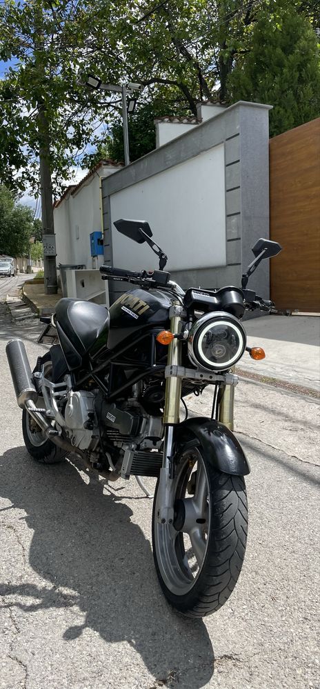 Ducati Monster 600