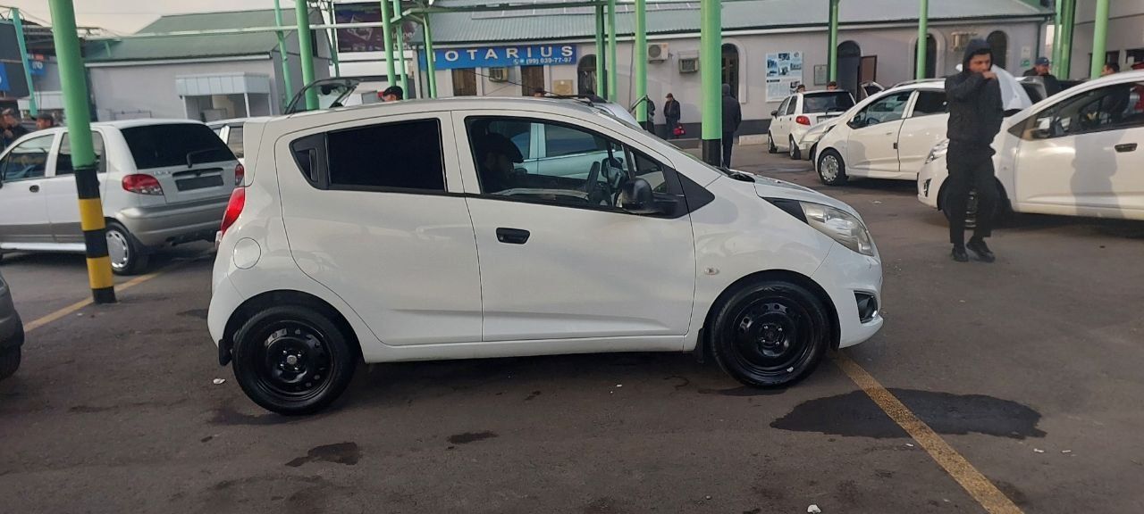 Spark chevrolet 1,25