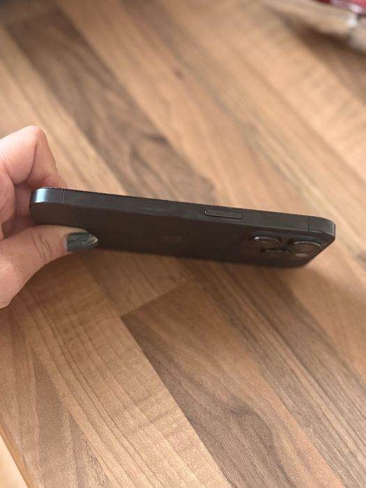 iPhone 15 pro перфектно състояние