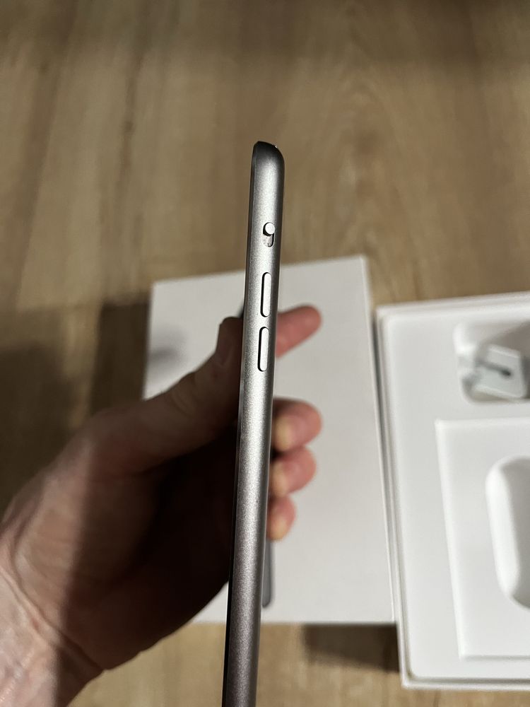 I pad 2  планшет б/ у