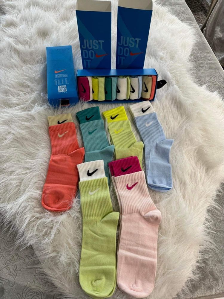 Ароматизирани чорапи Nike