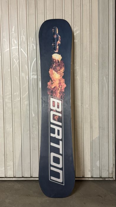 Burton men’s Process Snowboard FLYING V