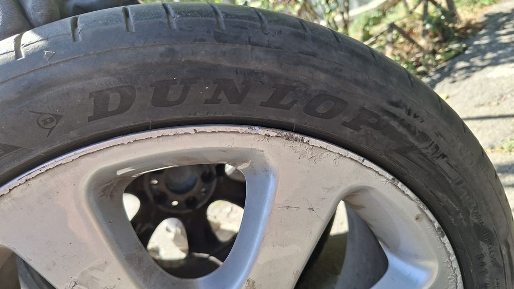 4бр.Ляти джанти 17ц.5х112 с 2 гуми