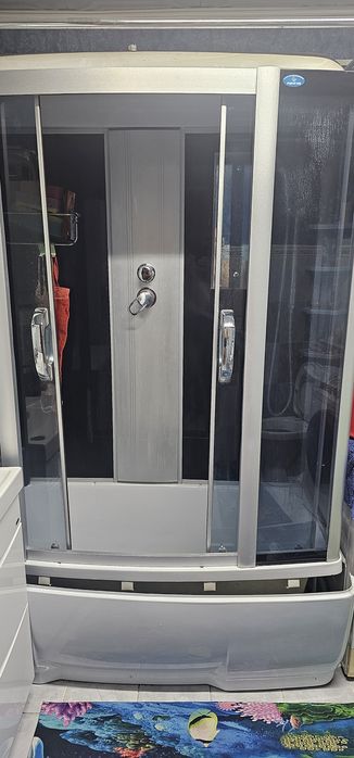 Душевая кабина  с ванной