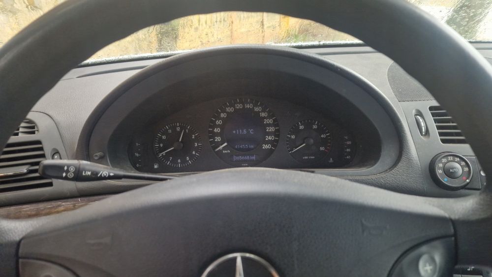 Mercedes E Calss 2.2