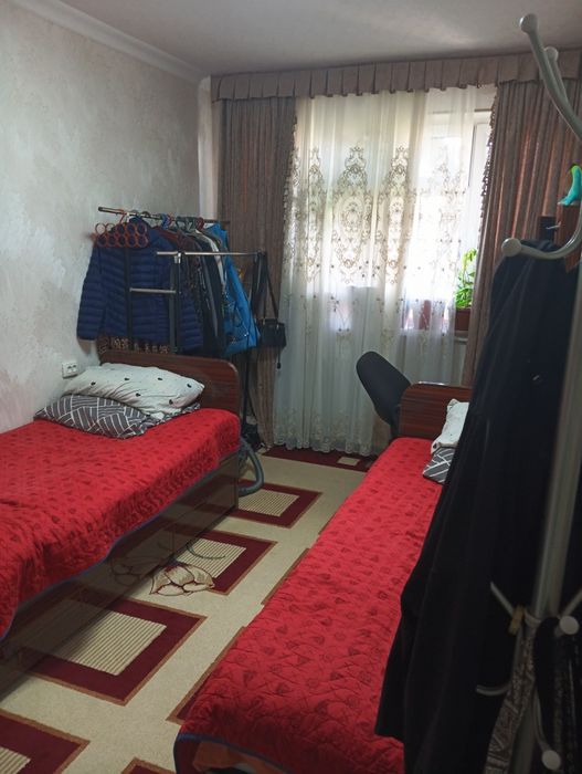 Продам юнусобод 12 4/4/9 90кв м 100&торг на месте ипотека проходит