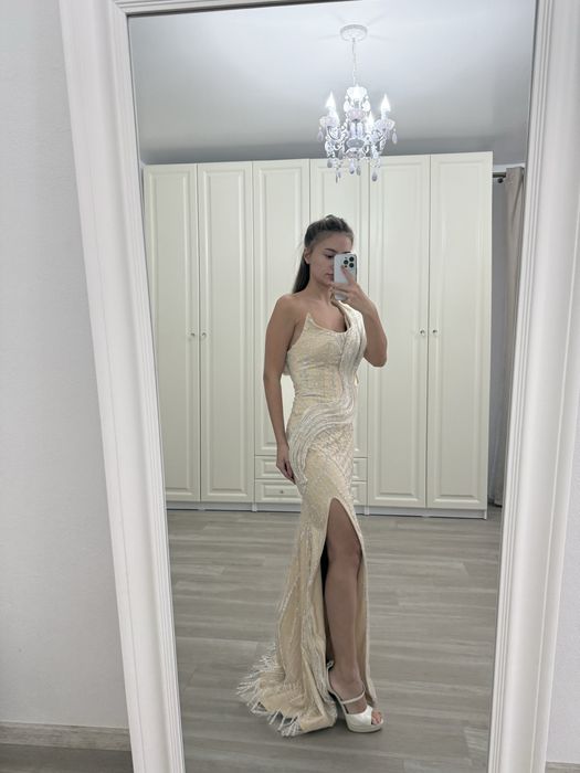 Rochie de ocazie cumparata