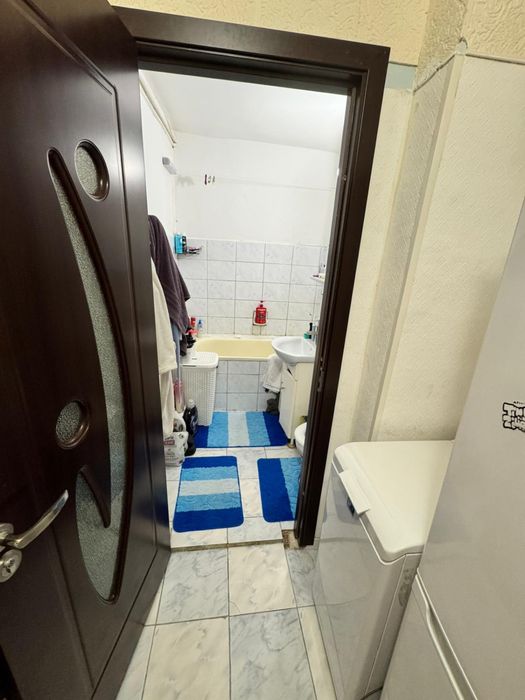 Garsonieră 36 mp utili, mobilată și utilată - etaj 2/4, Tractorul