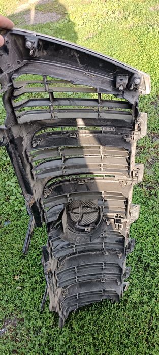 Продам решётку радиатора