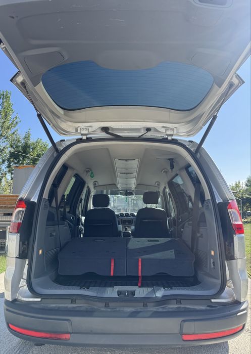 Ford Galaxy 2.0 TDCi 140 CP • 7 Locuri • An 2008 • Adusă din Germania