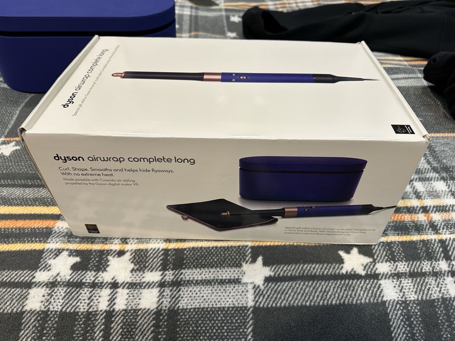 Dyson Airwrap Complete long новый