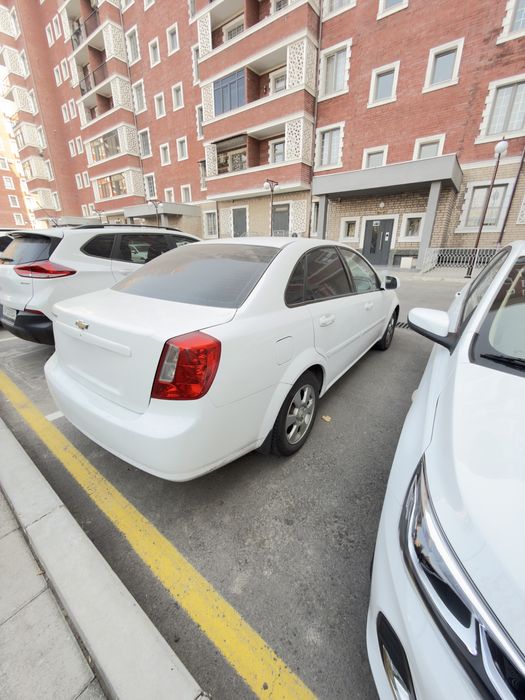 Продаю Chevrolet Gentra 2019 года, 3-позиция.