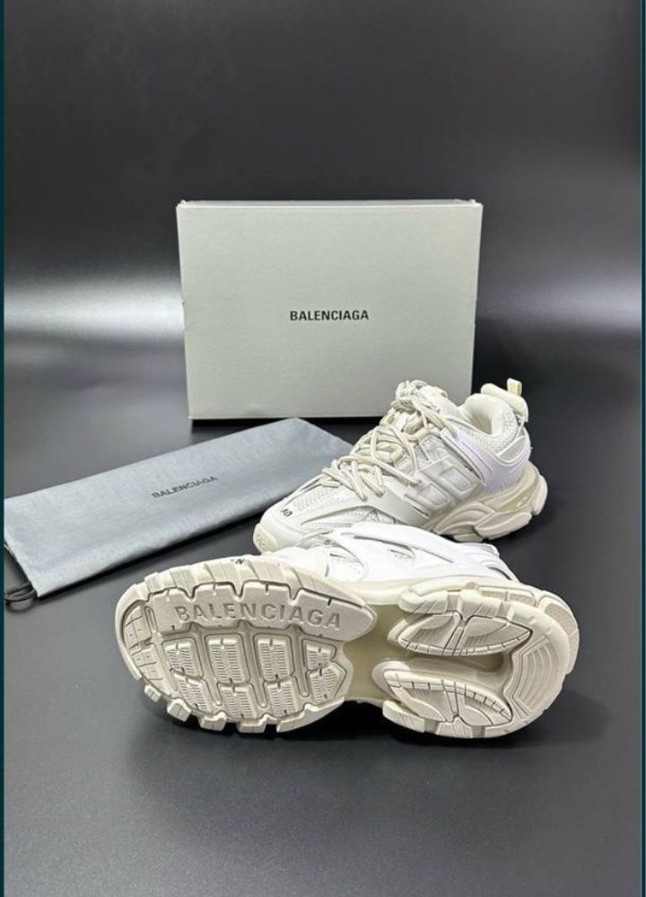 Balenciaga Track