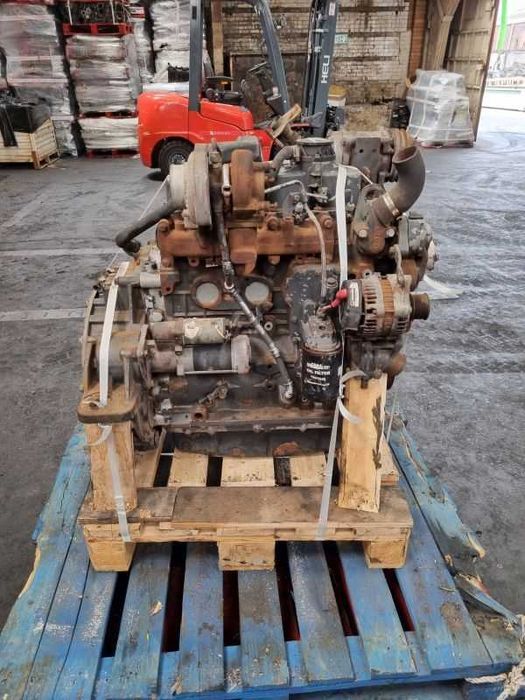 Motor Iveco F4GE0454B  pentru Komatsu WB93R second hand verificat