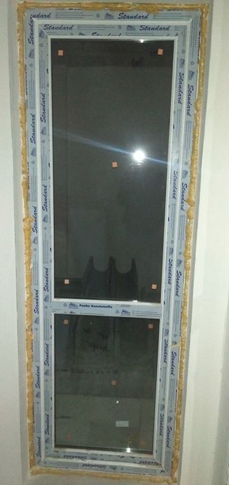 Продается пластиковая дверь, 33000тг,  77/228 см.