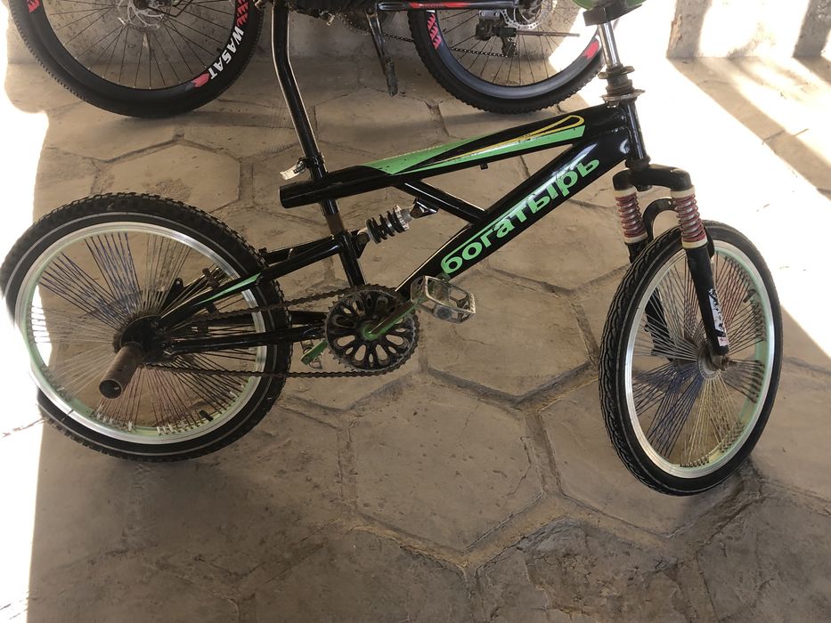 Velosiped sotiladi