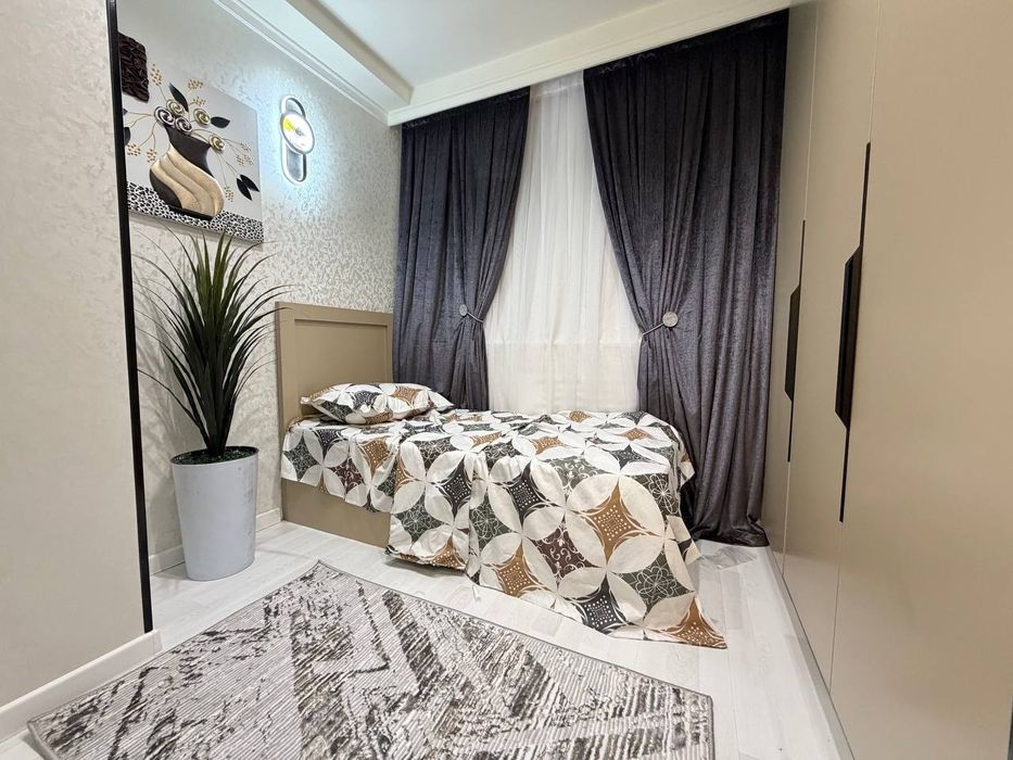 Продаётся квартира Чиланзар район  2×3/1/4