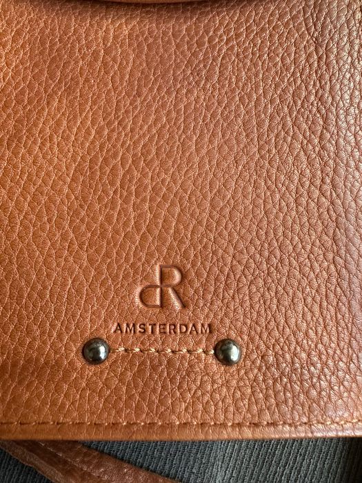 Кожено крос боди портмоне с кейс за телефон DR Amsterdam