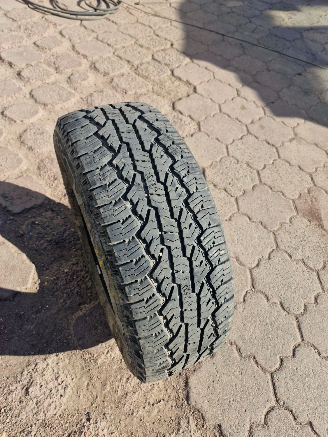 Продам резину Nokian Rotiiva A/T