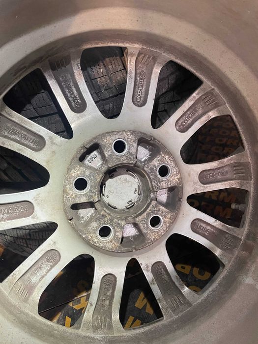 джанти за Мазда цх3 215/60R16 със зимни гуми Hankook ДОТ 3721