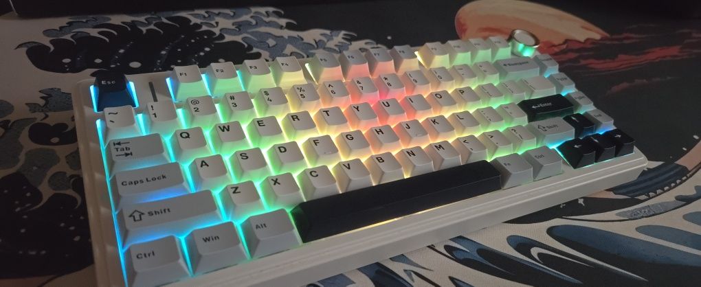 Игровая беспроводная клавиатура