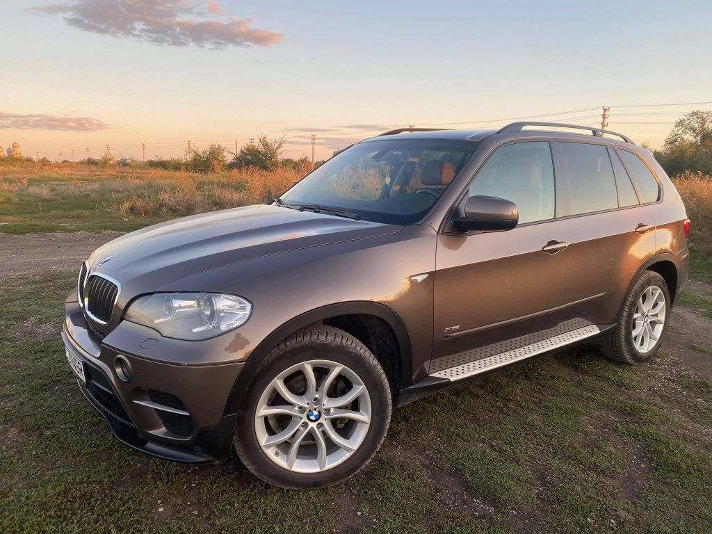 Vând bmw x5 xdrive