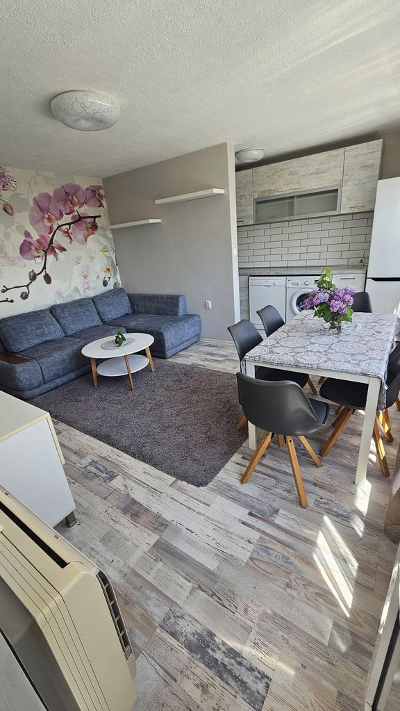 Дава се под наем Двустаен апартамент в Варна, Чайка - 50 кв.м за 500 € - Снимка #2