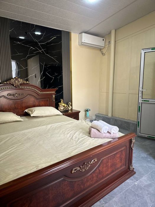 Hostel hotel Bez zaks 50 mingdan