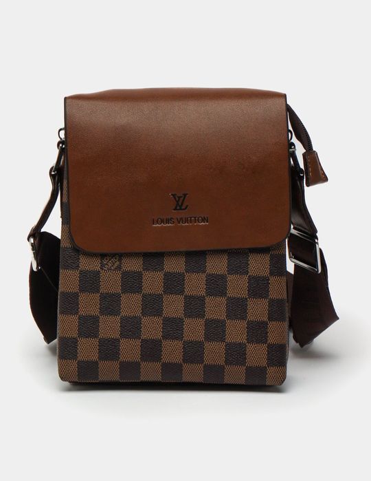 Мужская сумка Louis Vuitton
Качественная и удобная модель.