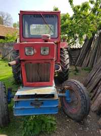 Tractor de vanzare U650M