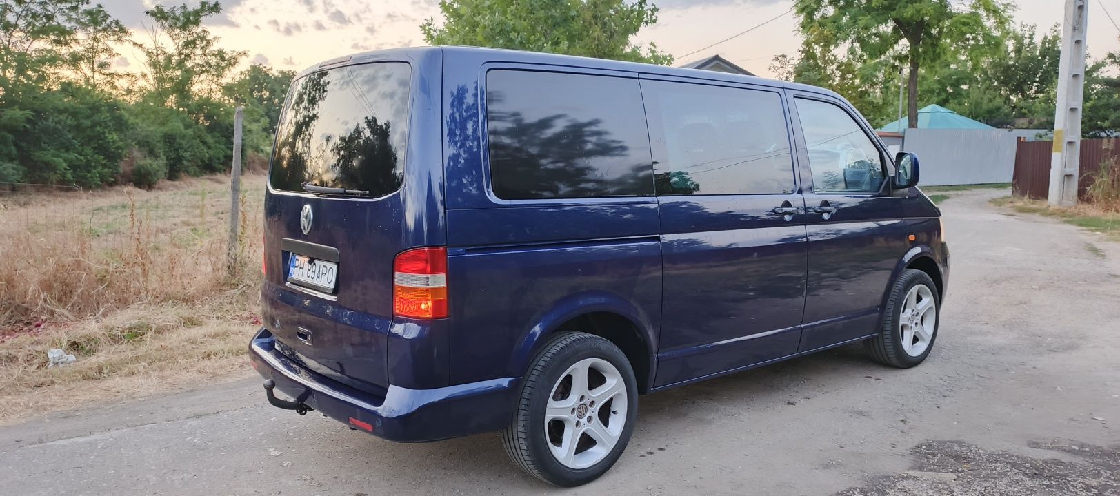 Volkswagen Transporter T5 an 2008 6 locuri