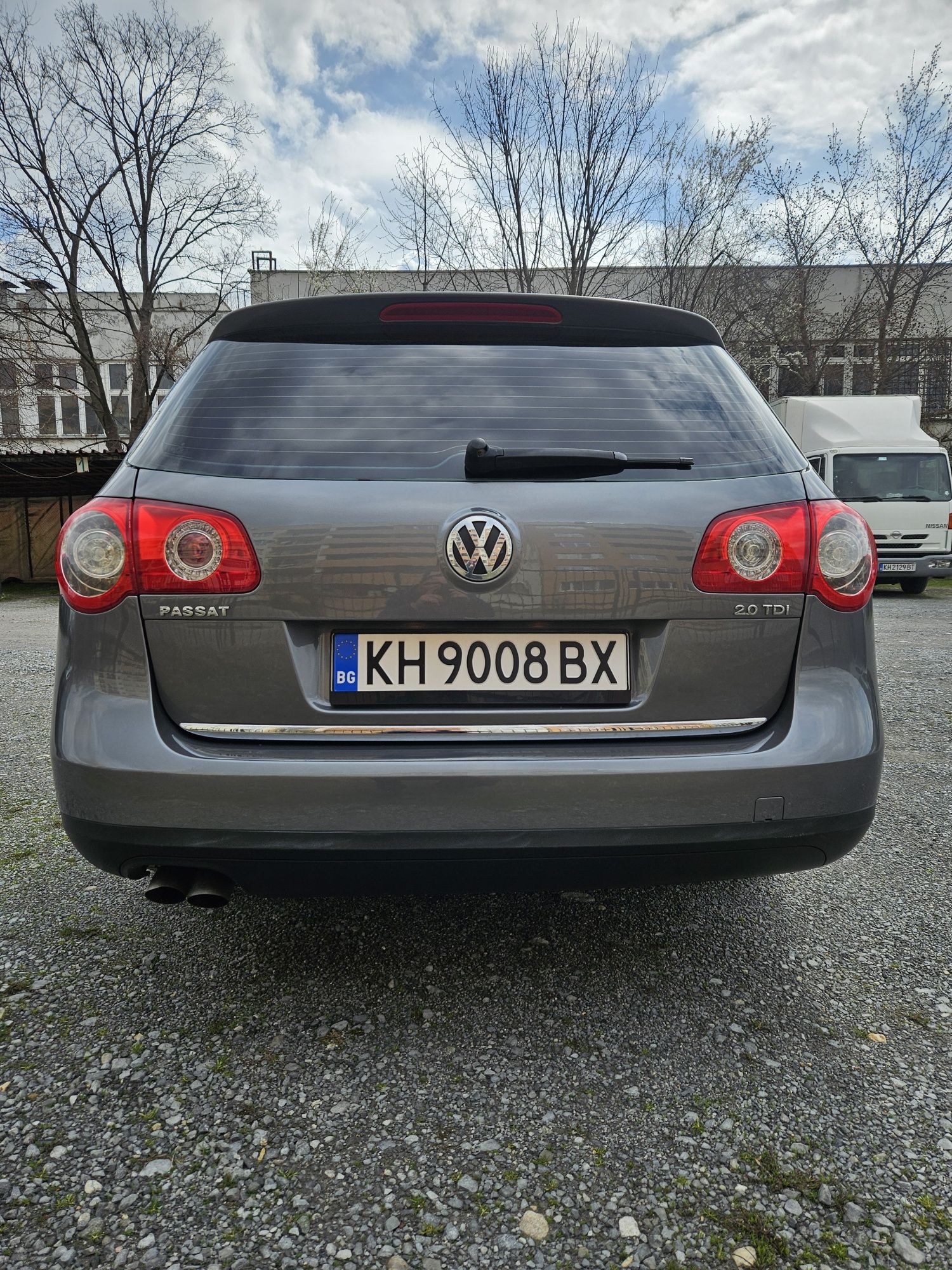 Volkswagen Pasat Б6 КАТО НОВ!!!