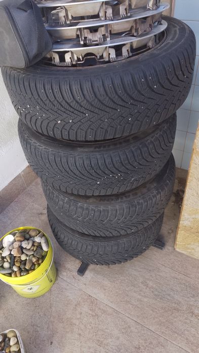 Зимни гуми със джанти 16" цола за Ситроен Пежо