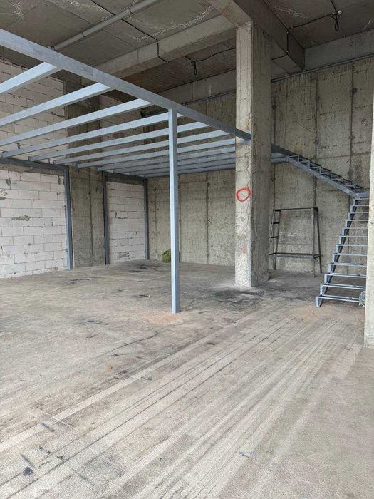 СРОЧНО АРЕНДА нежилое помещение ТЦ Seoul Mun 160м2
по кадастру: 102м2